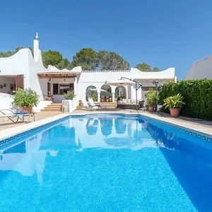 https://casa-garonda.allmallorcahotels.com